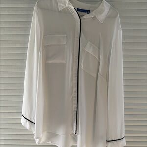 Apt. 9 White Button Down Shirt with Black Trim